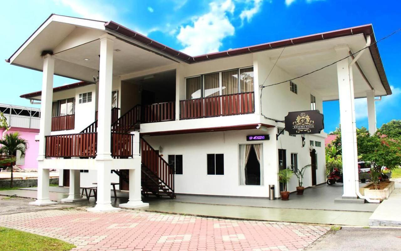 New Kesuma Villa Exclusive Stay Парит Раджа Экстерьер фото